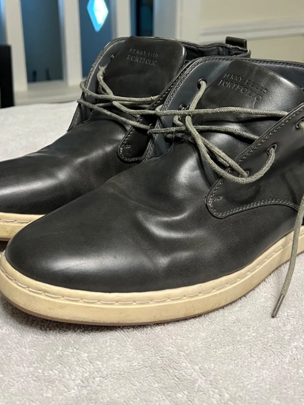 Perry Ellis perry ellis